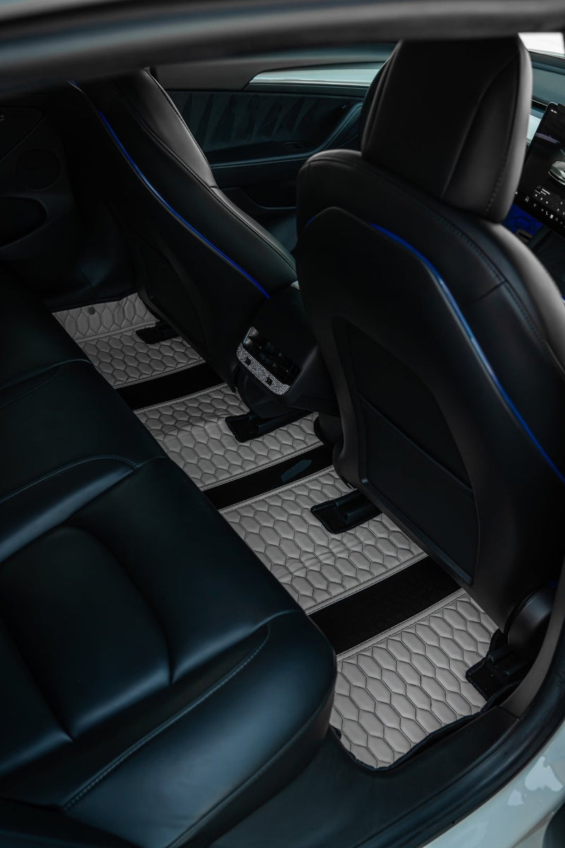 Load image into Gallery viewer, BMW 3 Series F30 (2011 - 2019) Carbon Fiber Floor Mats - FSPE
