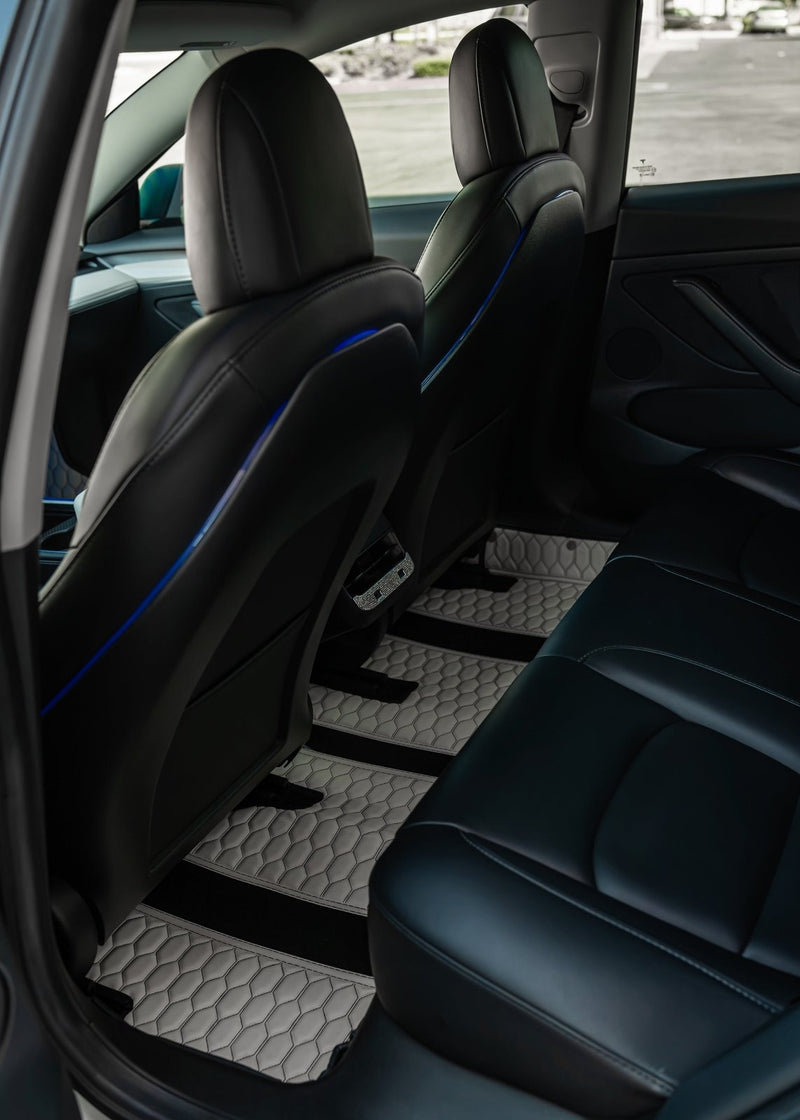 Load image into Gallery viewer, BMW 3 Series F30 (2011 - 2019) Carbon Fiber Floor Mats - FSPE
