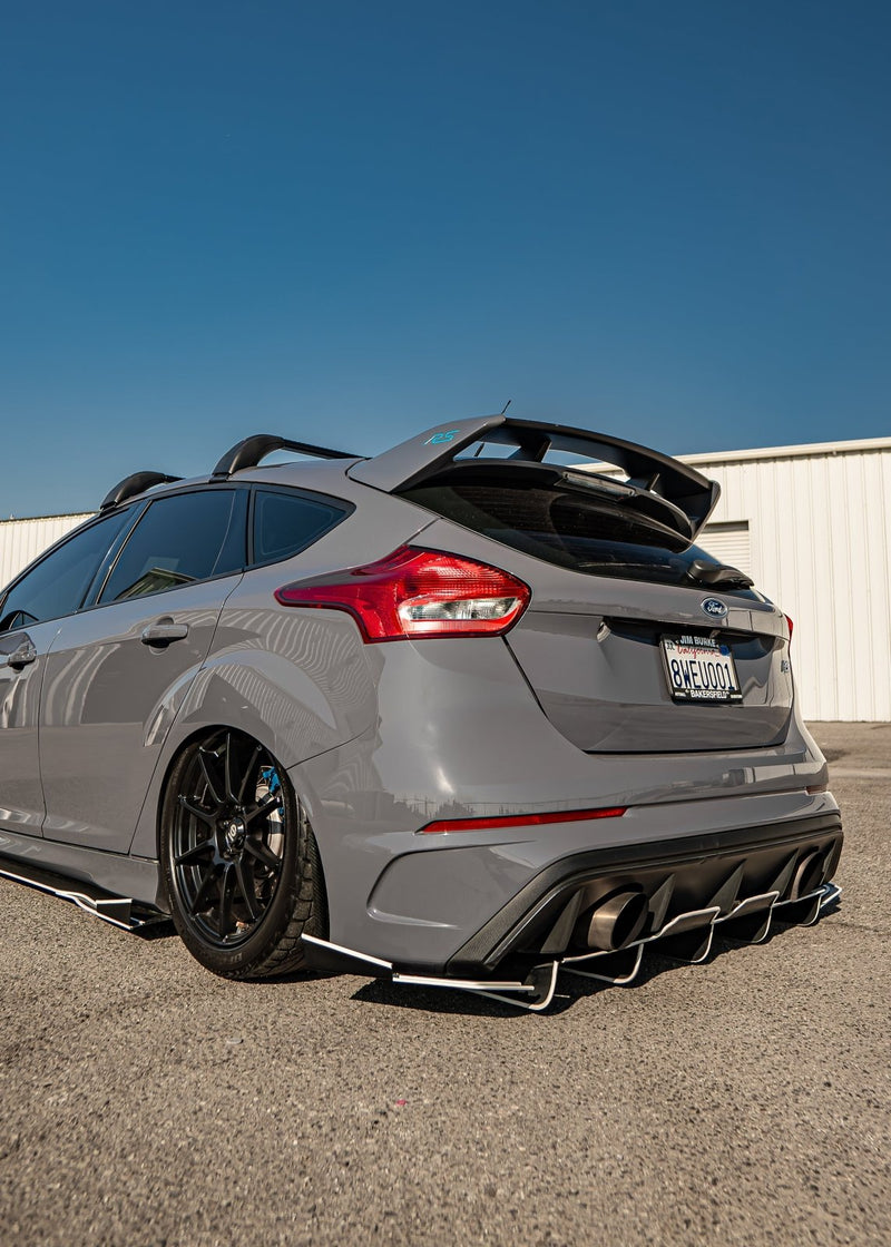 Load image into Gallery viewer, Ford Focus RS (2016 - 2018) Rear Diffuser V3 - FSPE
