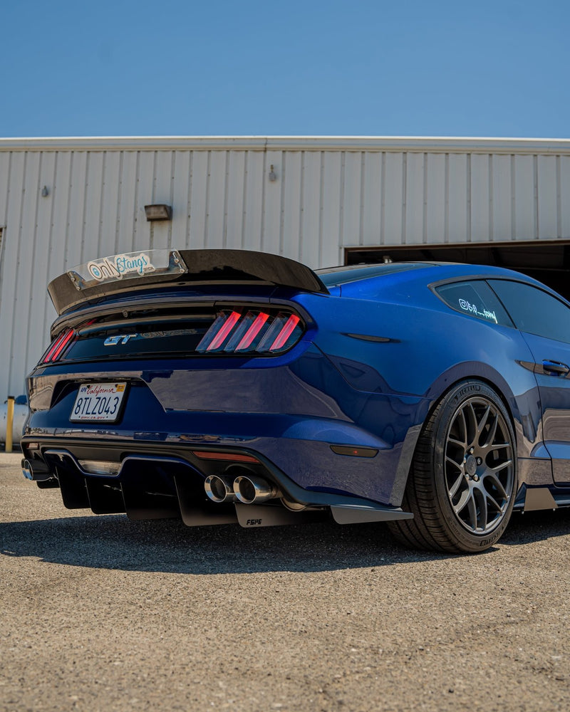 Load image into Gallery viewer, Ford Mustang (2015 - 2017) Rear Diffuser V1 - FSPE
