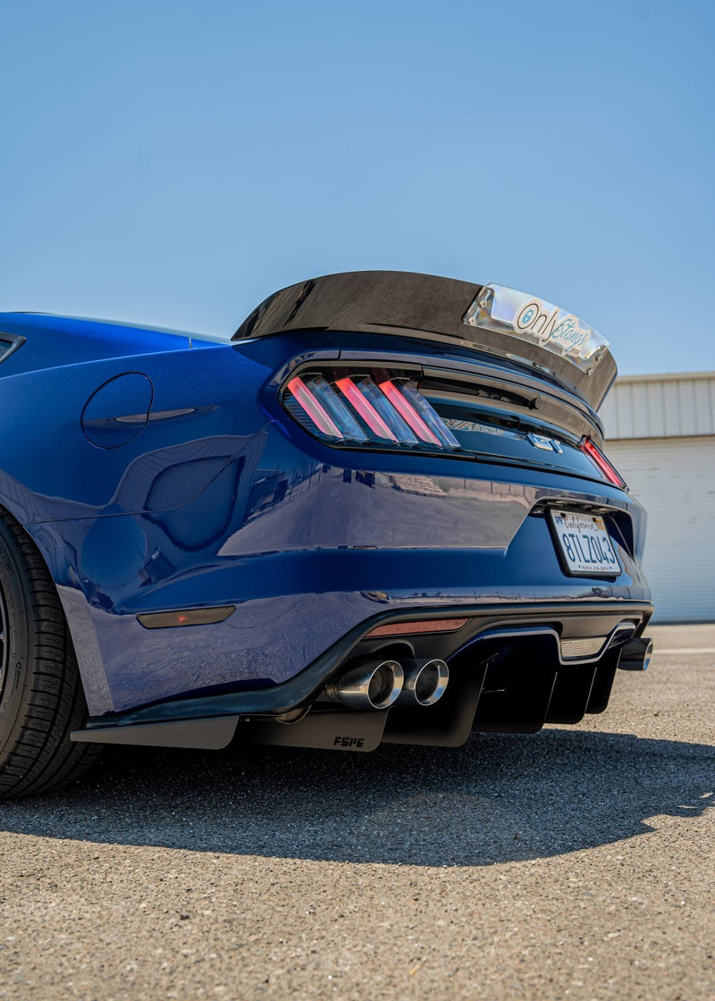 Load image into Gallery viewer, Ford Mustang (2015 - 2017) Rear Diffuser V1 - FSPE
