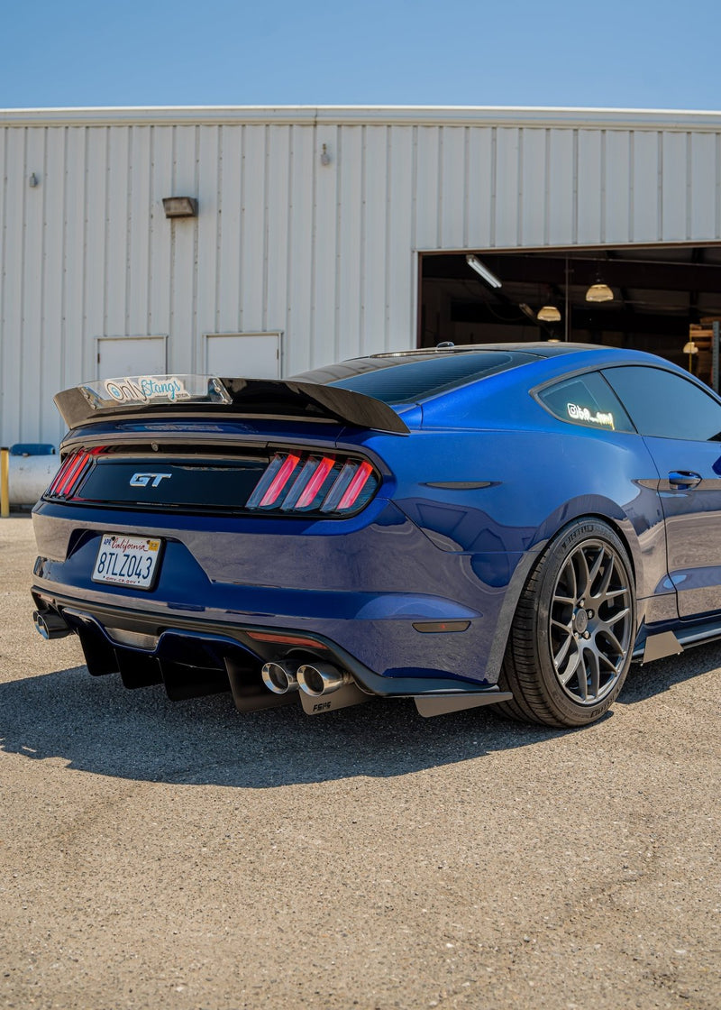 Load image into Gallery viewer, Ford Mustang (2015 - 2017) Rear Diffuser V1 - FSPE
