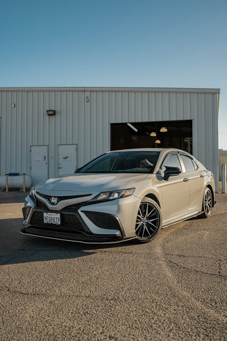 Toyota Camry (2018 - 2024) SE / XSE Chassis Mount Front Splitter - FSPE